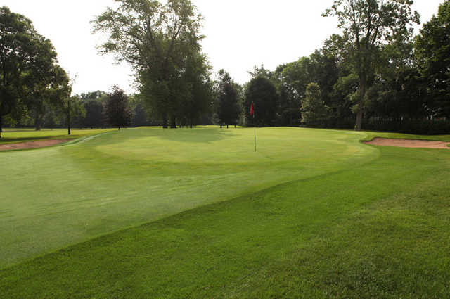 Oshkosh Country Club In Oshkosh